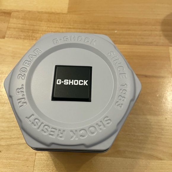 G-SHOCK Watch - Picture 2 of 4